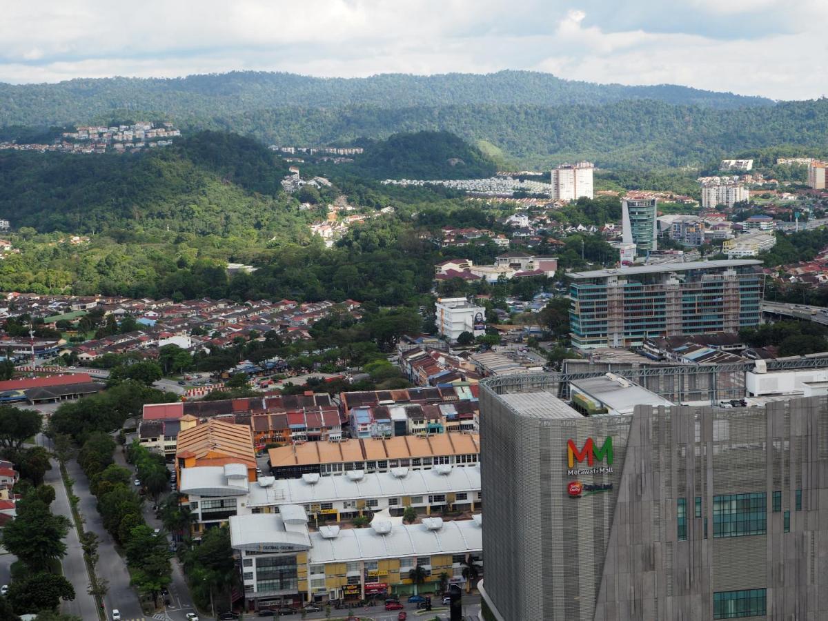 Serini Melawati Kuala Lumpur Buitenkant foto